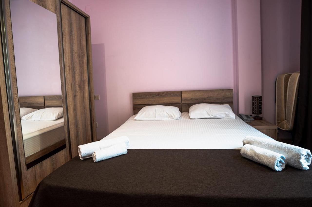 Hotel Porto Franco Batumi Esterno foto