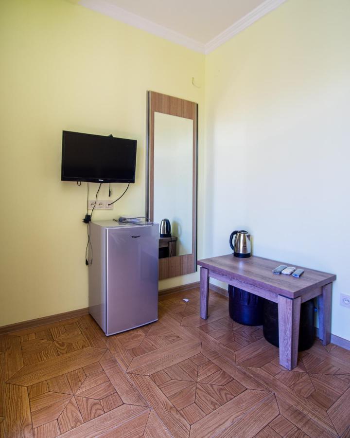 Hotel Porto Franco Batumi Esterno foto
