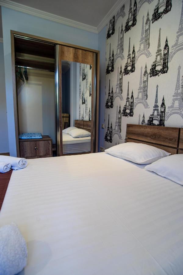 Hotel Porto Franco Batumi Esterno foto