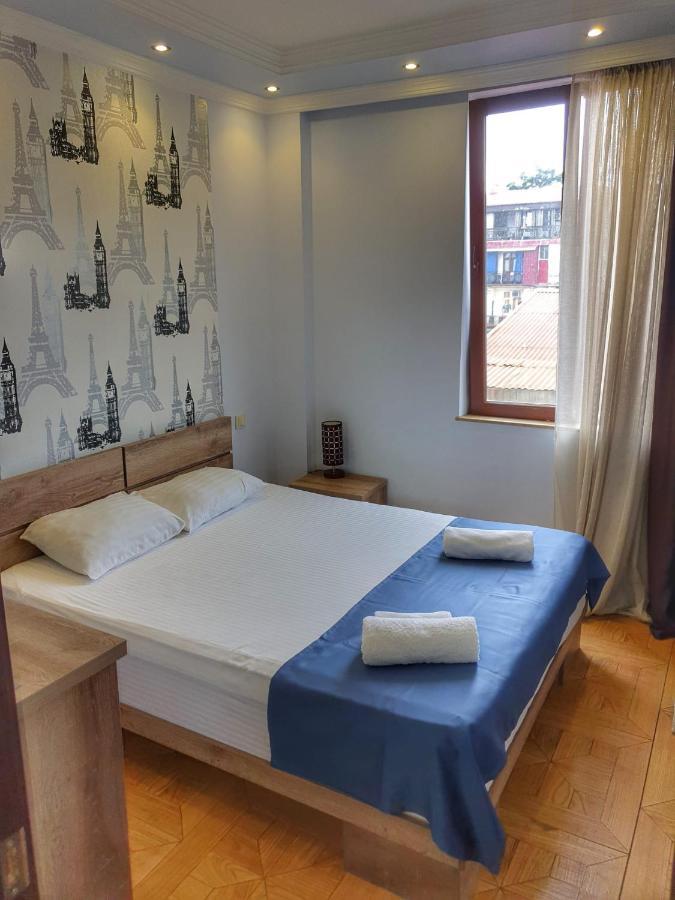 Hotel Porto Franco Batumi Esterno foto